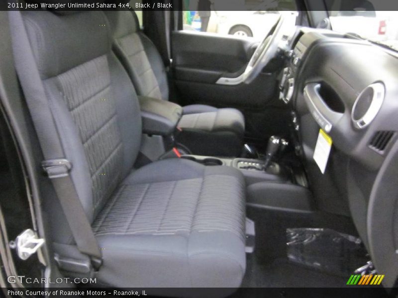 Black / Black 2011 Jeep Wrangler Unlimited Sahara 4x4