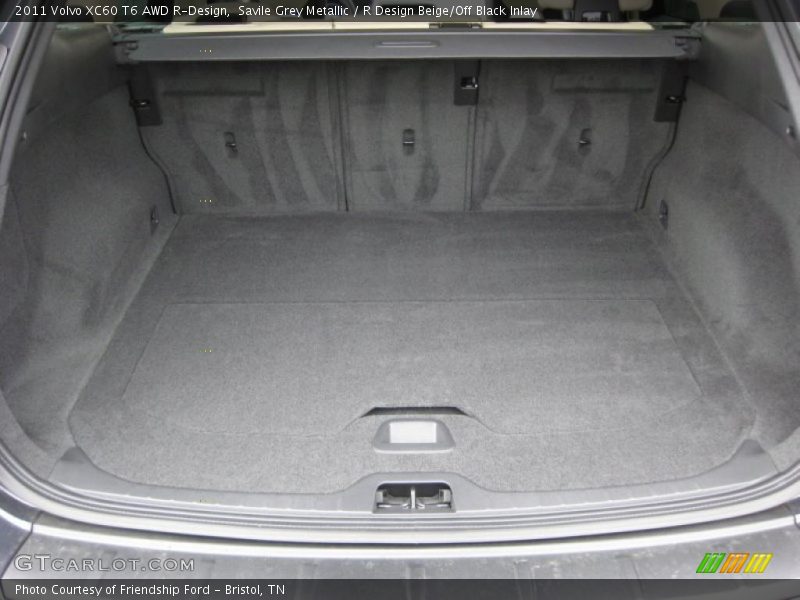  2011 XC60 T6 AWD R-Design Trunk