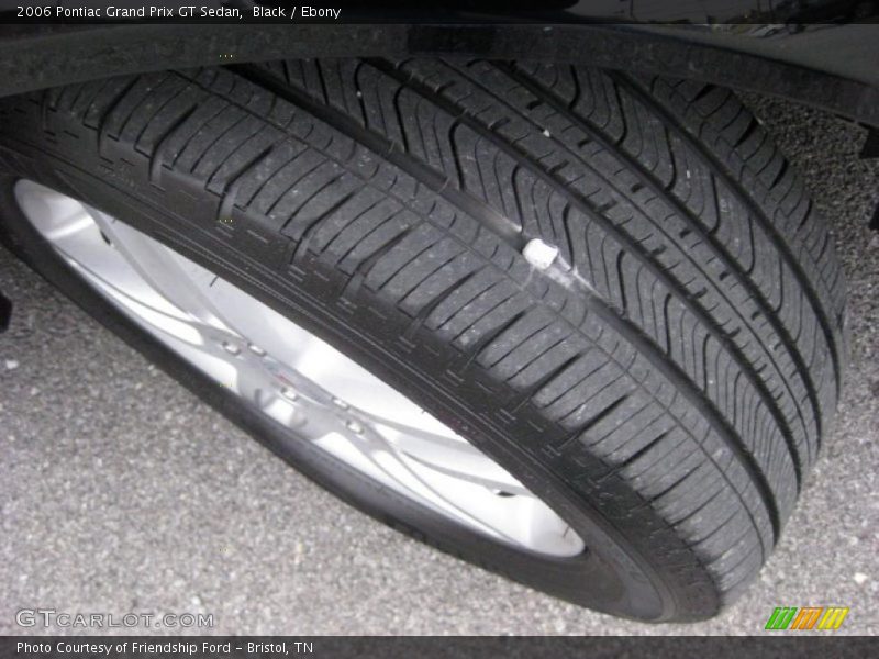 Black / Ebony 2006 Pontiac Grand Prix GT Sedan