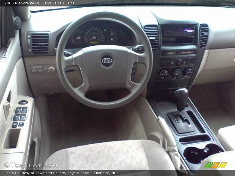 Sand Beige / Beige 2006 Kia Sorento LX