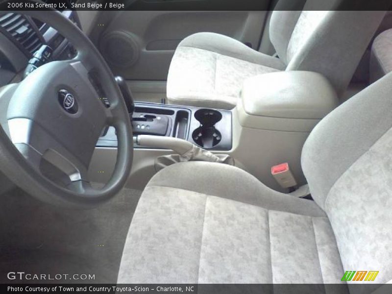 Sand Beige / Beige 2006 Kia Sorento LX