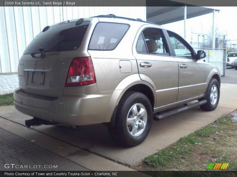 Sand Beige / Beige 2006 Kia Sorento LX