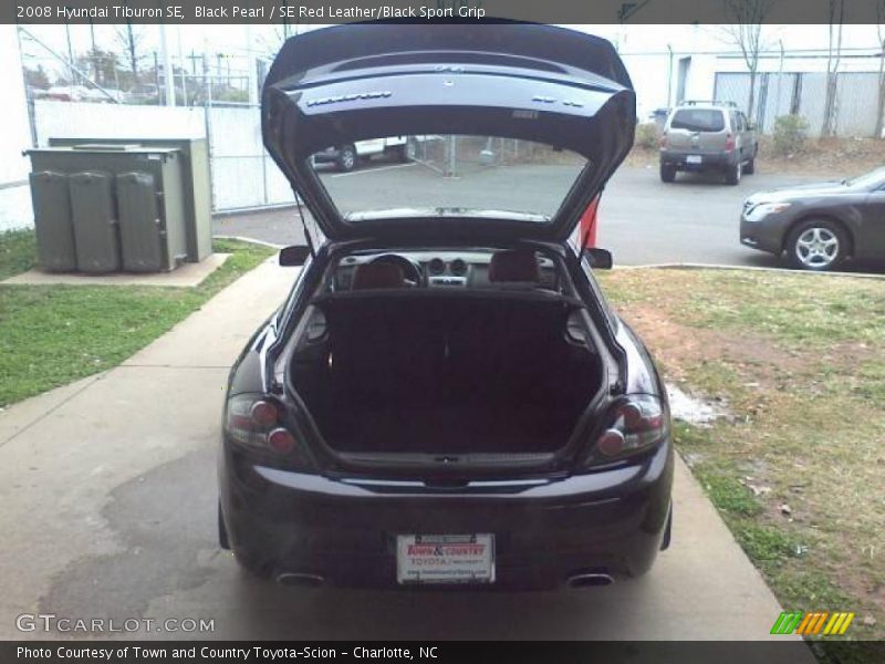 Black Pearl / SE Red Leather/Black Sport Grip 2008 Hyundai Tiburon SE