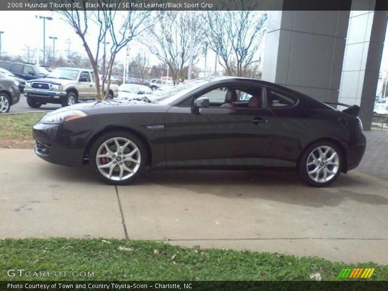 Black Pearl / SE Red Leather/Black Sport Grip 2008 Hyundai Tiburon SE