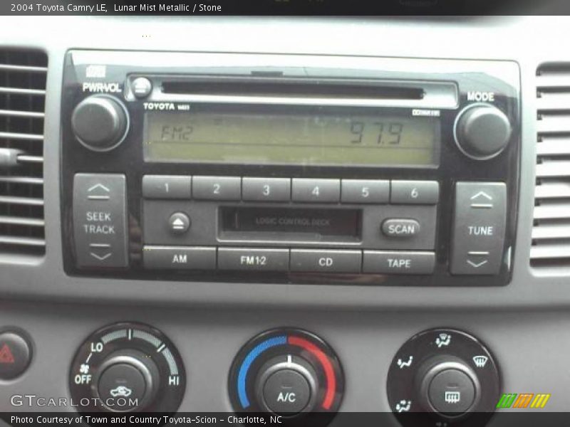 Lunar Mist Metallic / Stone 2004 Toyota Camry LE