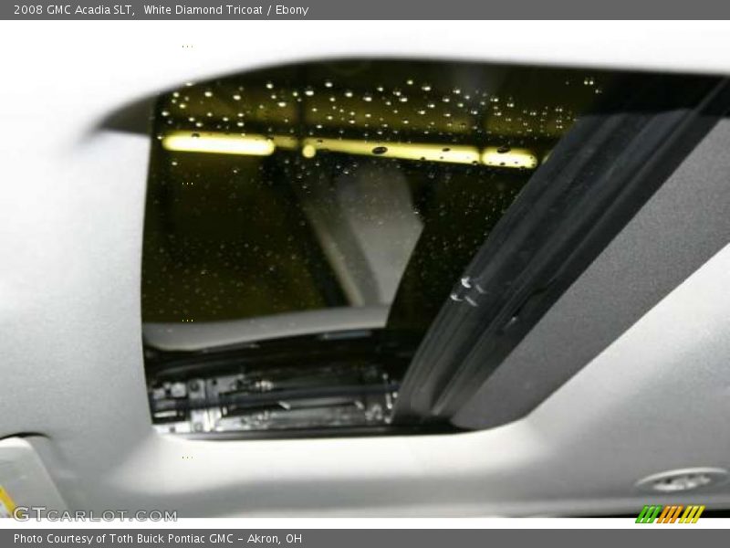 White Diamond Tricoat / Ebony 2008 GMC Acadia SLT