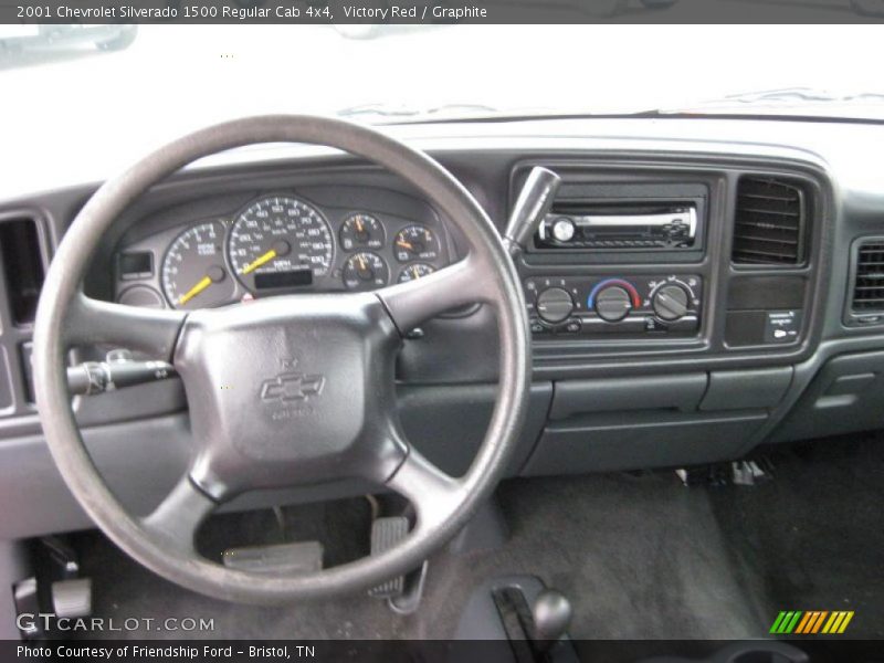 Victory Red / Graphite 2001 Chevrolet Silverado 1500 Regular Cab 4x4