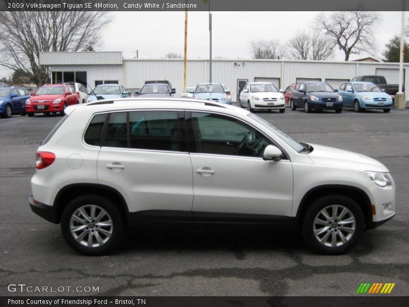  2009 Tiguan SE 4Motion Candy White