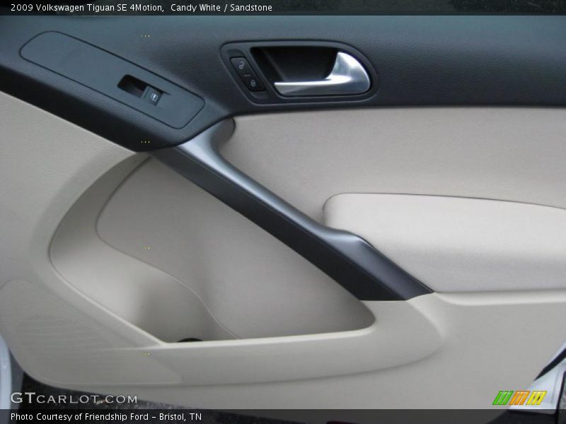 Candy White / Sandstone 2009 Volkswagen Tiguan SE 4Motion