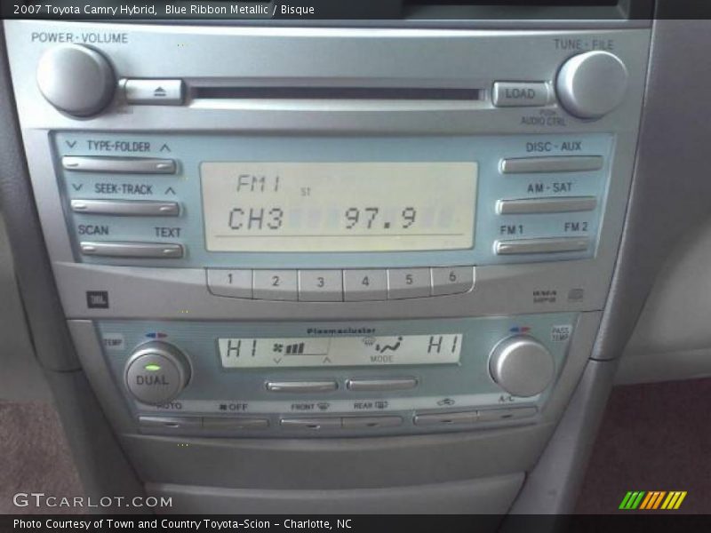 Controls of 2007 Camry Hybrid