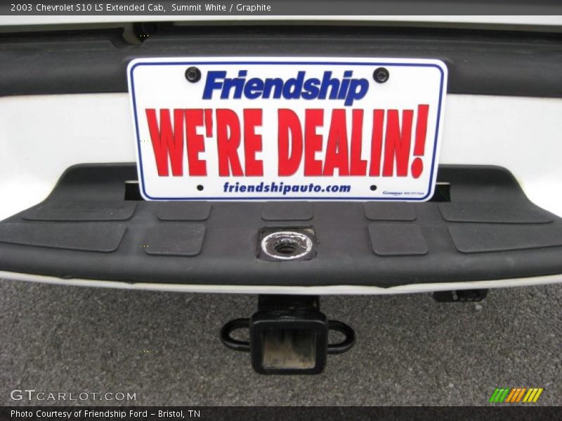 Summit White / Graphite 2003 Chevrolet S10 LS Extended Cab
