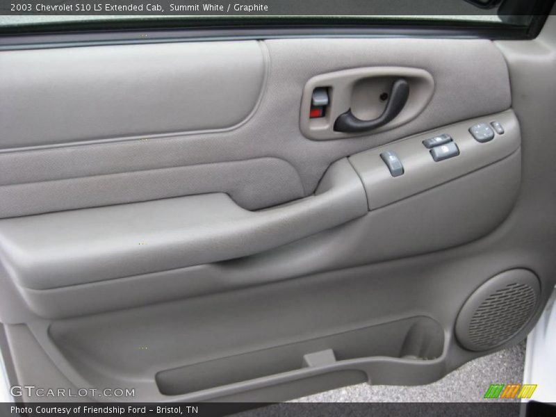 Summit White / Graphite 2003 Chevrolet S10 LS Extended Cab