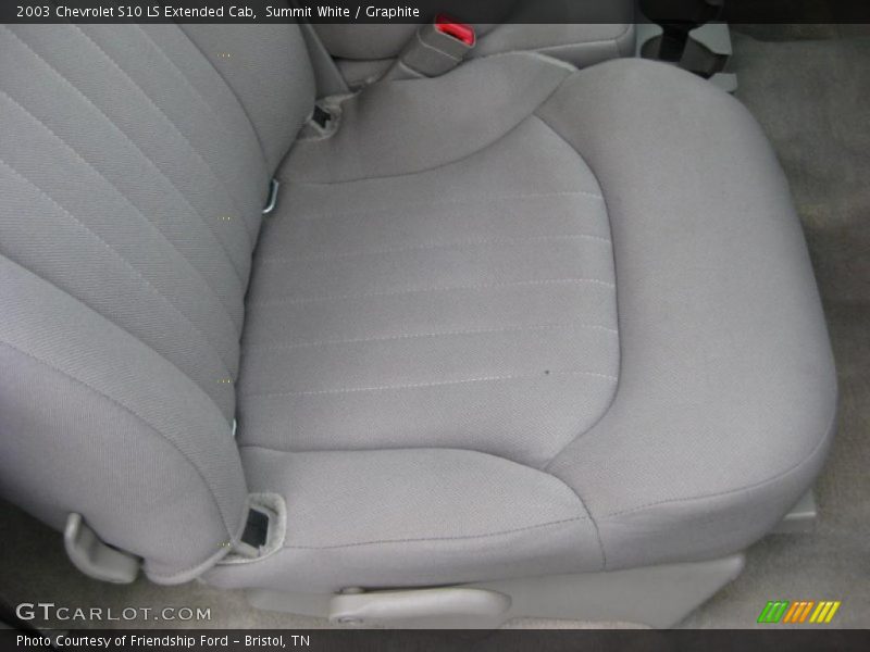 Summit White / Graphite 2003 Chevrolet S10 LS Extended Cab