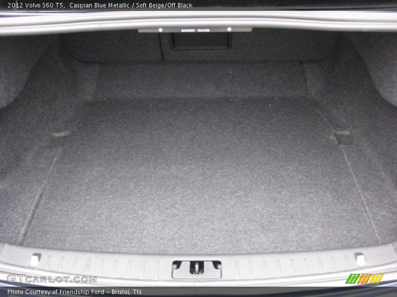  2012 S60 T5 Trunk