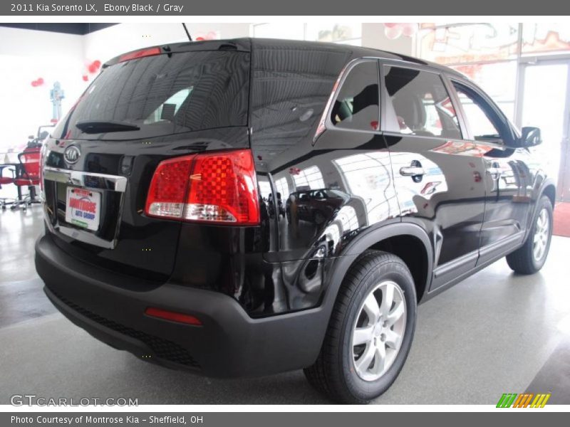 Ebony Black / Gray 2011 Kia Sorento LX
