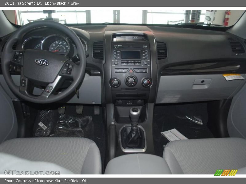 Ebony Black / Gray 2011 Kia Sorento LX