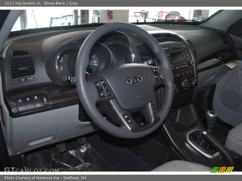 Ebony Black / Gray 2011 Kia Sorento LX