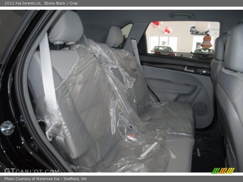 Ebony Black / Gray 2011 Kia Sorento LX