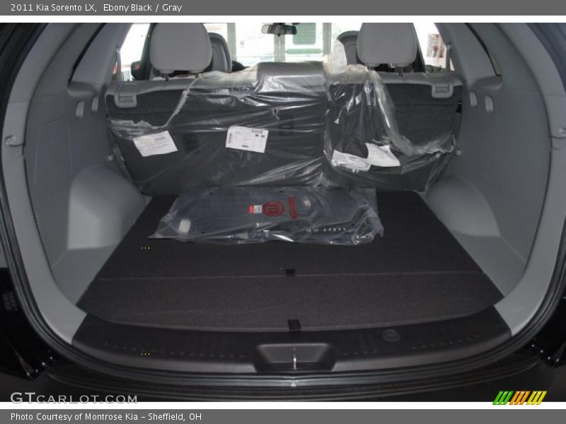 Ebony Black / Gray 2011 Kia Sorento LX