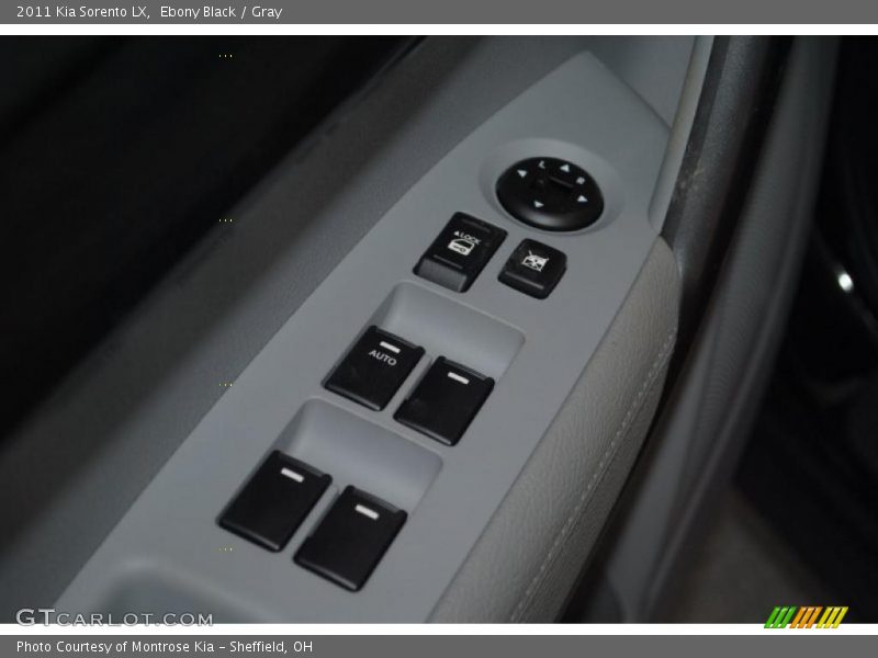 Ebony Black / Gray 2011 Kia Sorento LX
