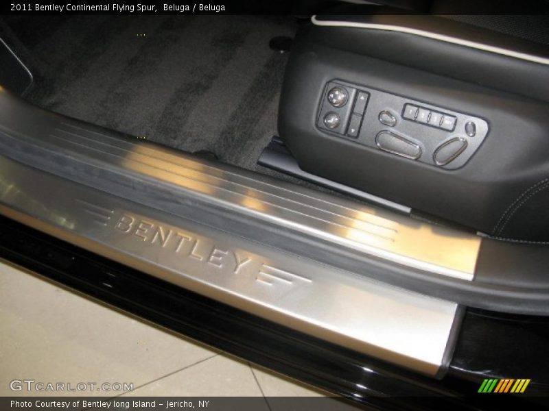 Controls of 2011 Continental Flying Spur 