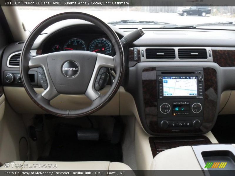 Summit White / Cocoa/Light Cashmere 2011 GMC Yukon XL Denali AWD