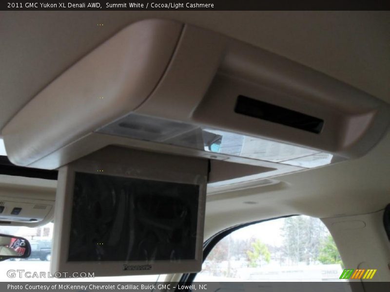 Summit White / Cocoa/Light Cashmere 2011 GMC Yukon XL Denali AWD
