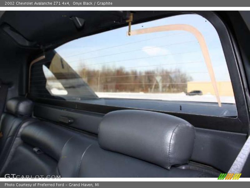Onyx Black / Graphite 2002 Chevrolet Avalanche Z71 4x4