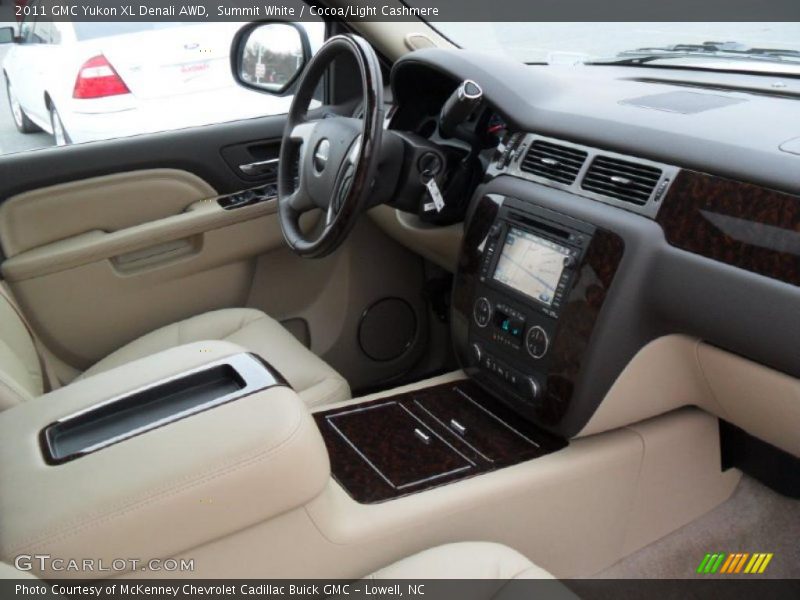 Summit White / Cocoa/Light Cashmere 2011 GMC Yukon XL Denali AWD