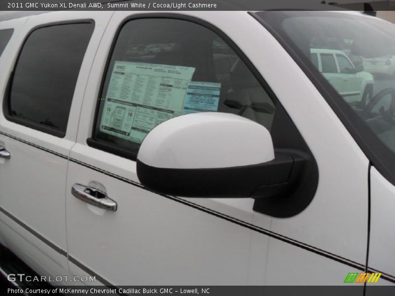 Summit White / Cocoa/Light Cashmere 2011 GMC Yukon XL Denali AWD