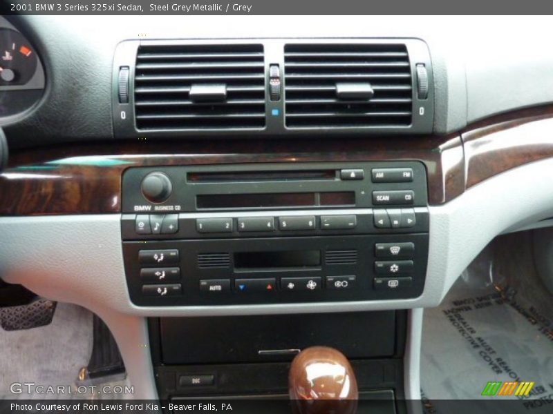 Steel Grey Metallic / Grey 2001 BMW 3 Series 325xi Sedan