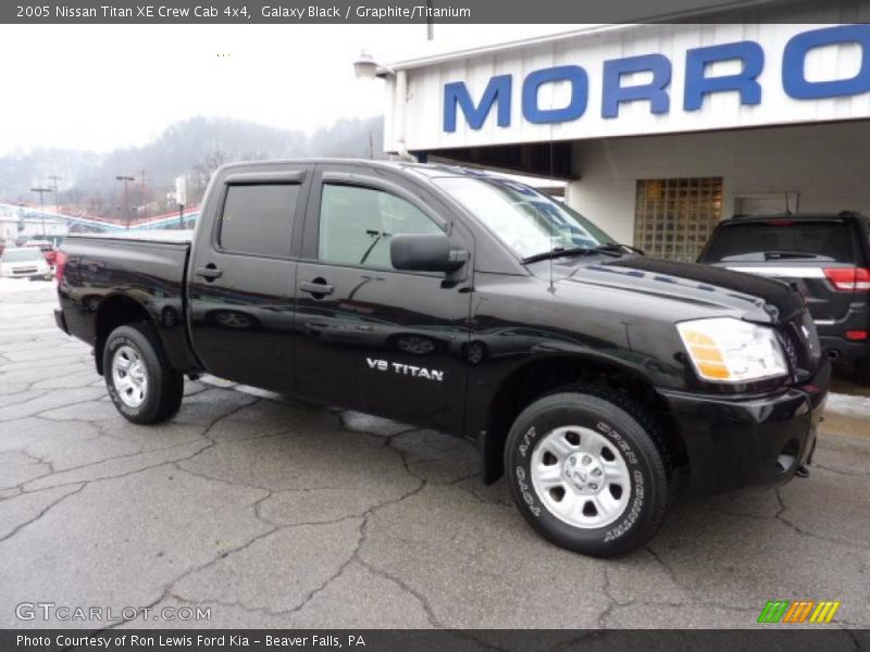 Galaxy Black / Graphite/Titanium 2005 Nissan Titan XE Crew Cab 4x4