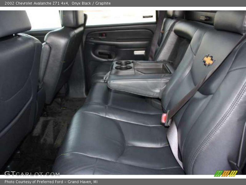 Onyx Black / Graphite 2002 Chevrolet Avalanche Z71 4x4