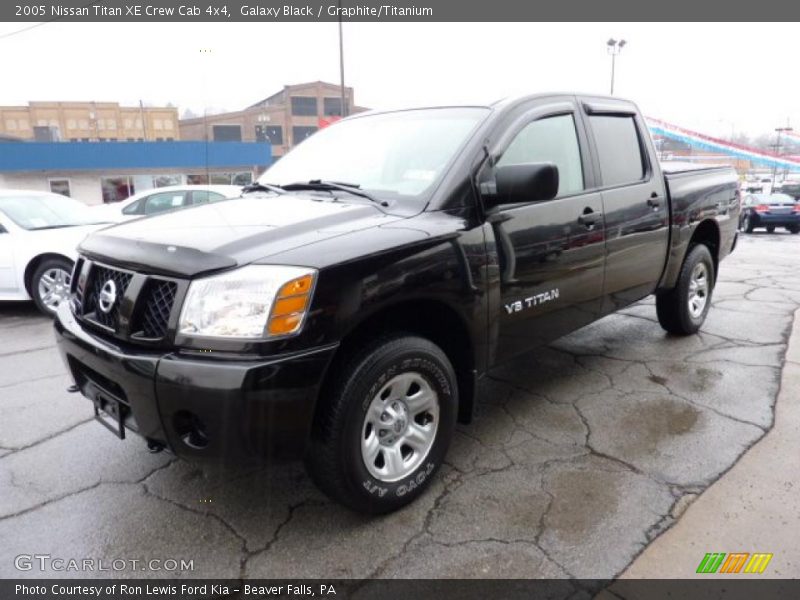 Galaxy Black / Graphite/Titanium 2005 Nissan Titan XE Crew Cab 4x4