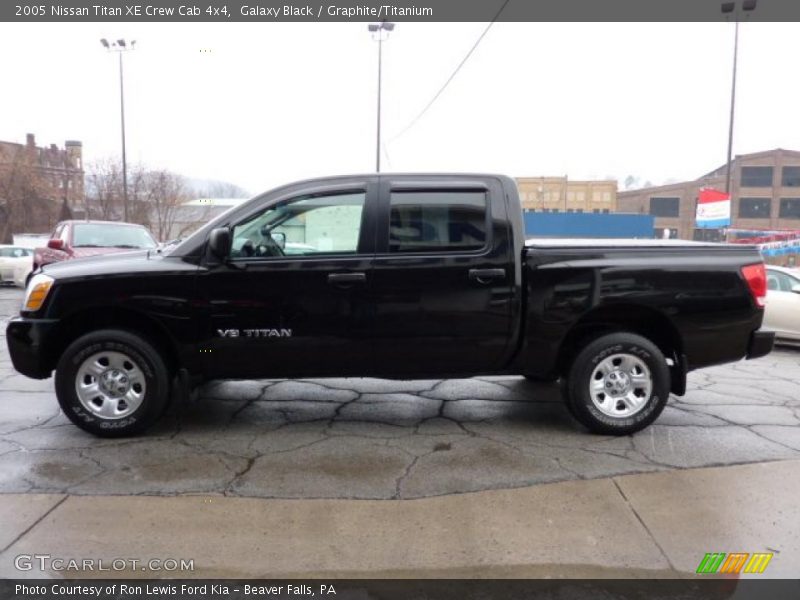  2005 Titan XE Crew Cab 4x4 Galaxy Black