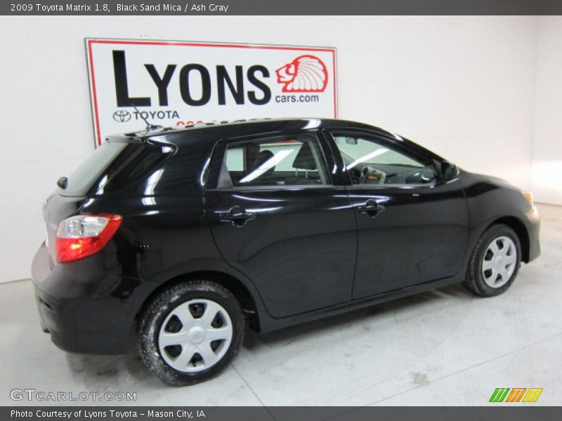 Black Sand Mica / Ash Gray 2009 Toyota Matrix 1.8
