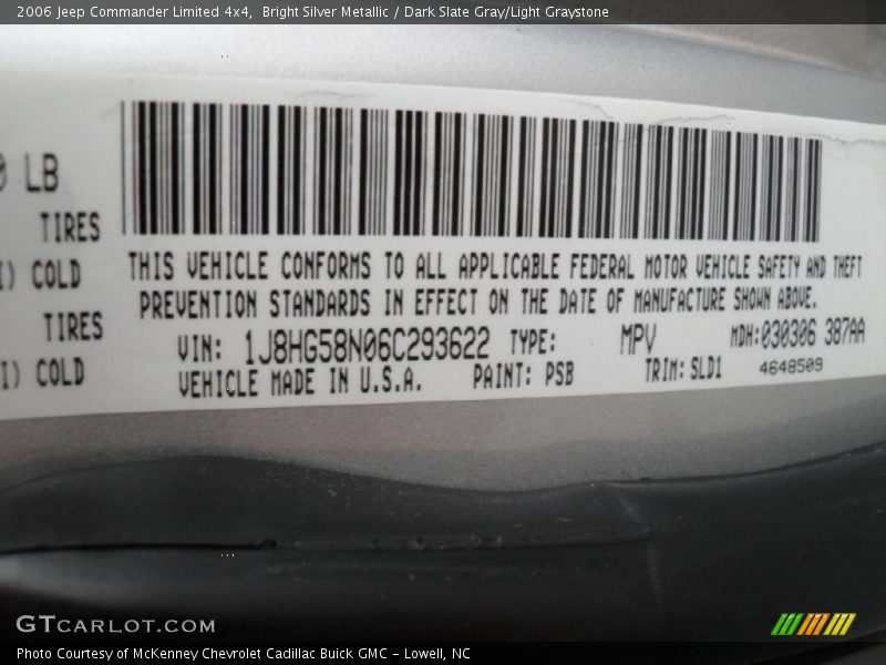 Bright Silver Metallic / Dark Slate Gray/Light Graystone 2006 Jeep Commander Limited 4x4