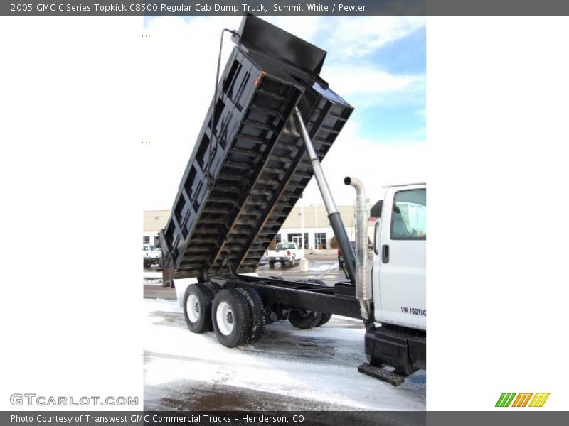 Summit White / Pewter 2005 GMC C Series Topkick C8500 Regular Cab Dump Truck