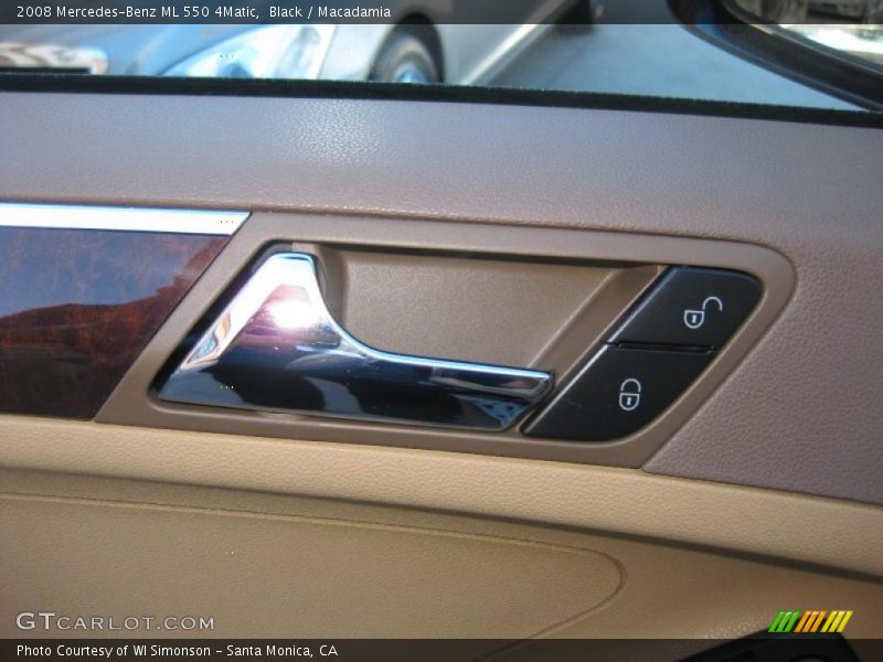 Black / Macadamia 2008 Mercedes-Benz ML 550 4Matic