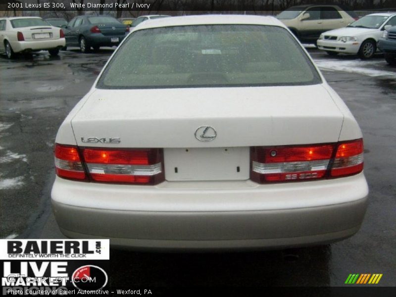 White Diamond Pearl / Ivory 2001 Lexus ES 300