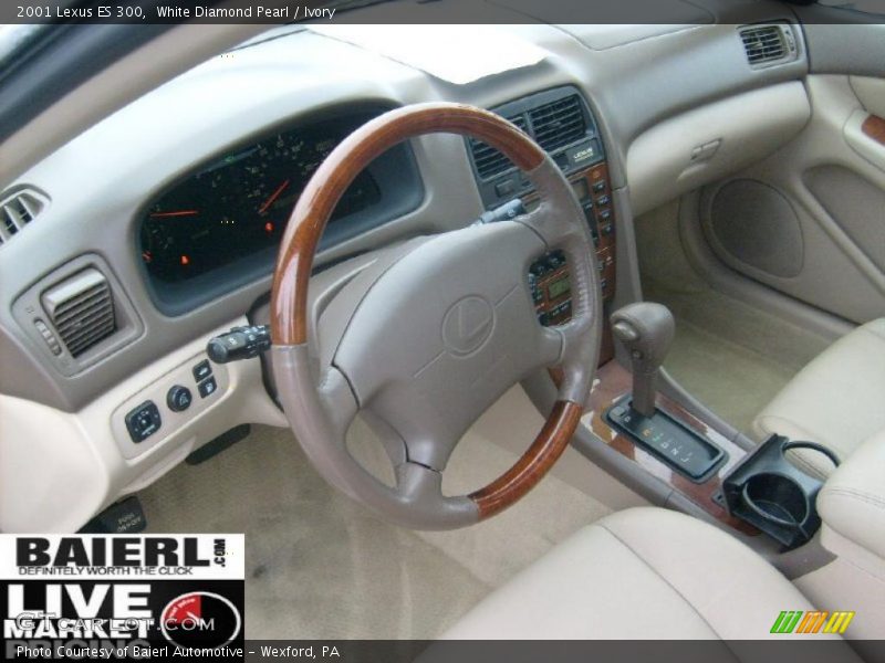 White Diamond Pearl / Ivory 2001 Lexus ES 300