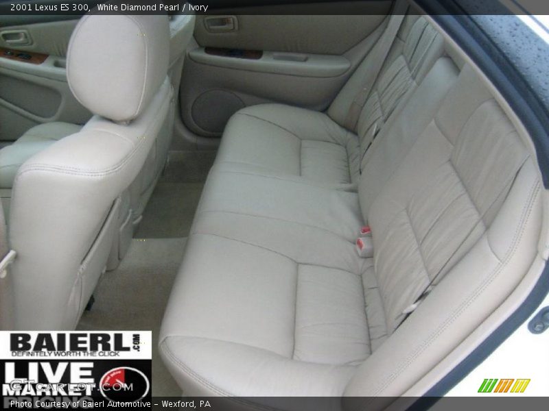 White Diamond Pearl / Ivory 2001 Lexus ES 300