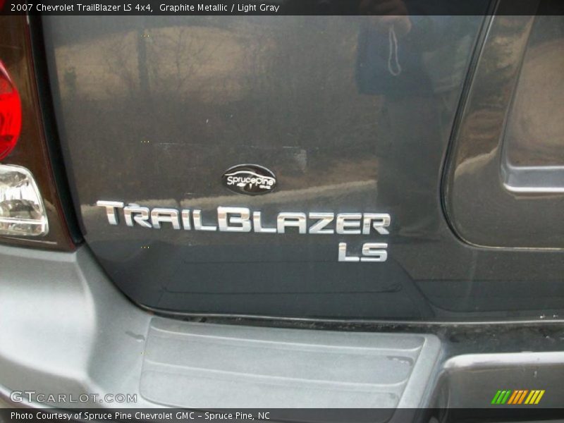 Graphite Metallic / Light Gray 2007 Chevrolet TrailBlazer LS 4x4