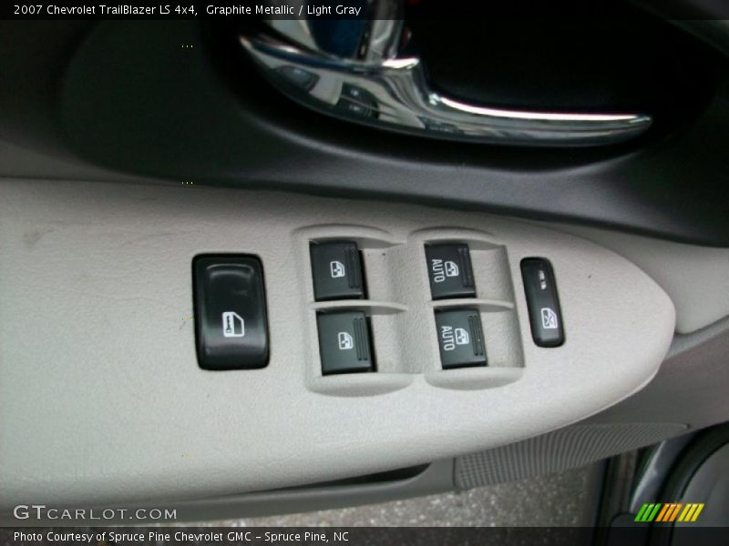 Graphite Metallic / Light Gray 2007 Chevrolet TrailBlazer LS 4x4