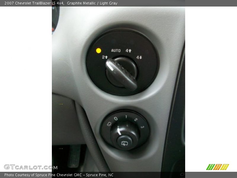 Graphite Metallic / Light Gray 2007 Chevrolet TrailBlazer LS 4x4