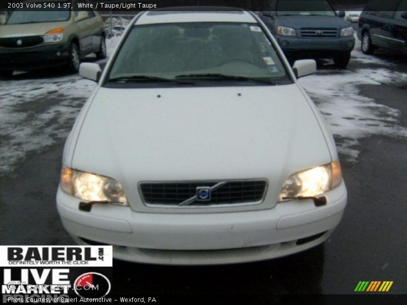 White / Taupe/Light Taupe 2003 Volvo S40 1.9T