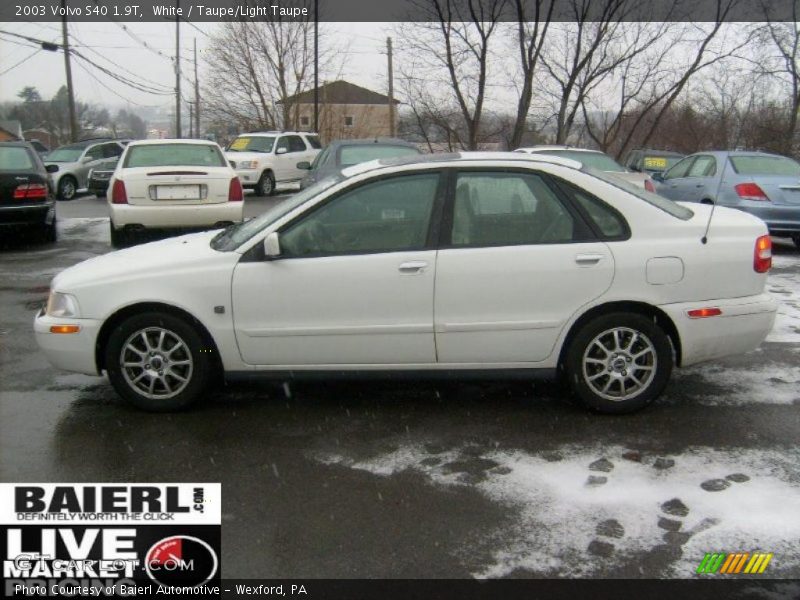 White / Taupe/Light Taupe 2003 Volvo S40 1.9T