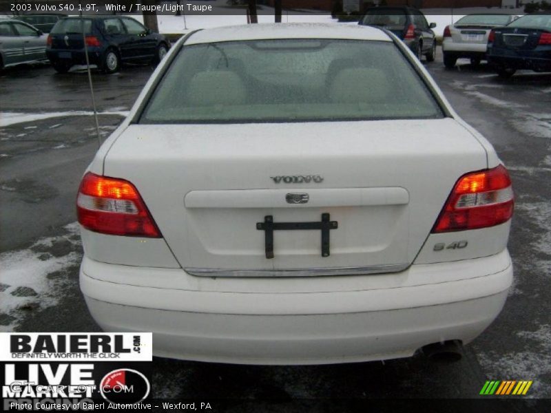 White / Taupe/Light Taupe 2003 Volvo S40 1.9T