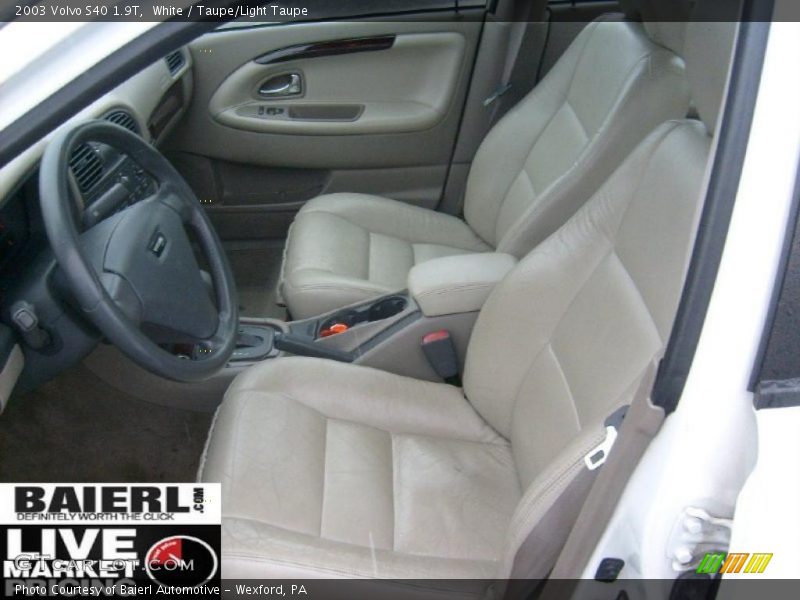 White / Taupe/Light Taupe 2003 Volvo S40 1.9T