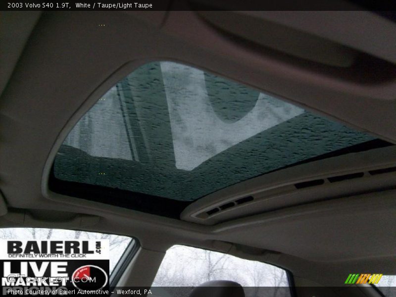 White / Taupe/Light Taupe 2003 Volvo S40 1.9T